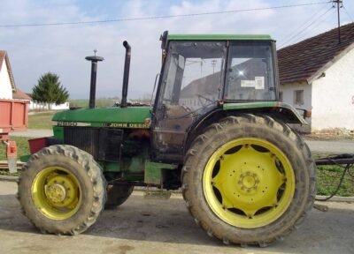 Tractor John Deere 2850