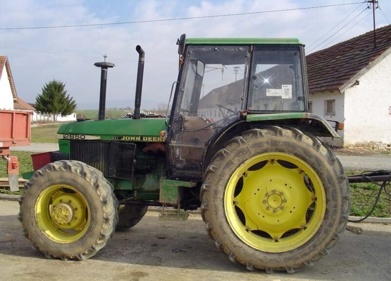 Tractor John Deere 2850
