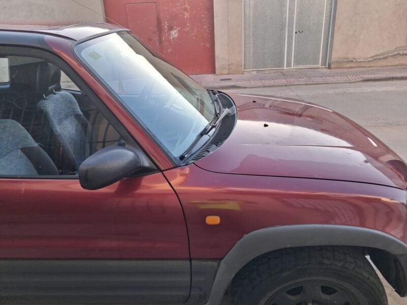 Se vende Toyota RAV4