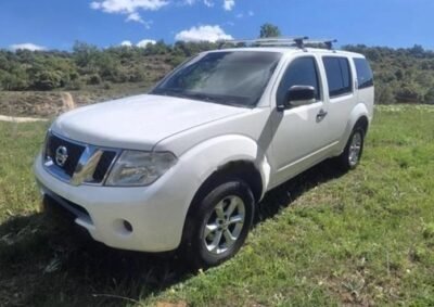 Nissan Pathfinder 2.5 dCi 190CV LE 7 Plazas